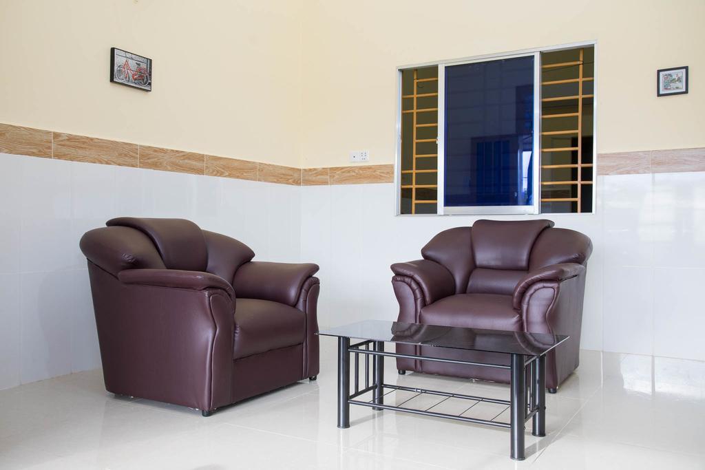 Nomads Guesthouse Kampot Exterior photo